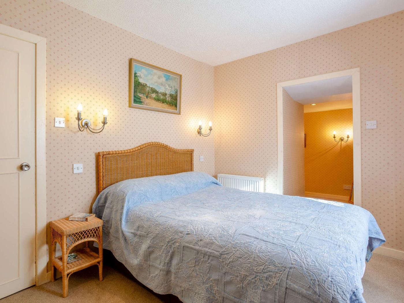 Property image 8 for HC76070
