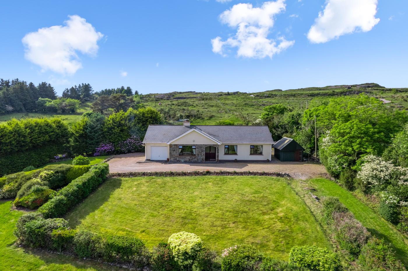 3 Bedroom House in Releagh