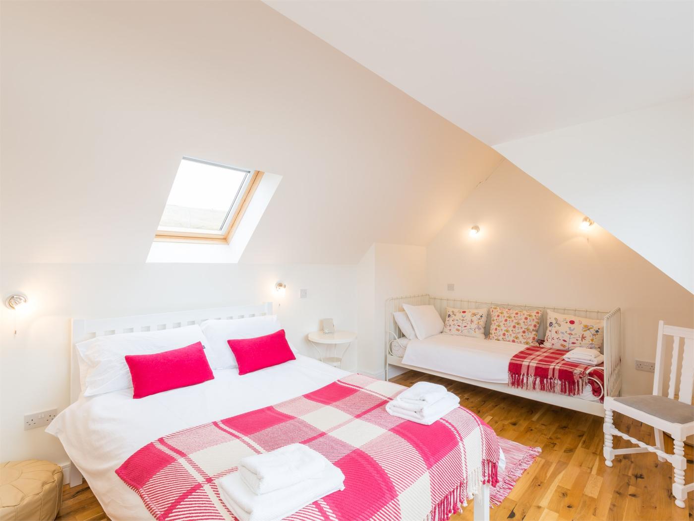 Property image 16 for HC76240