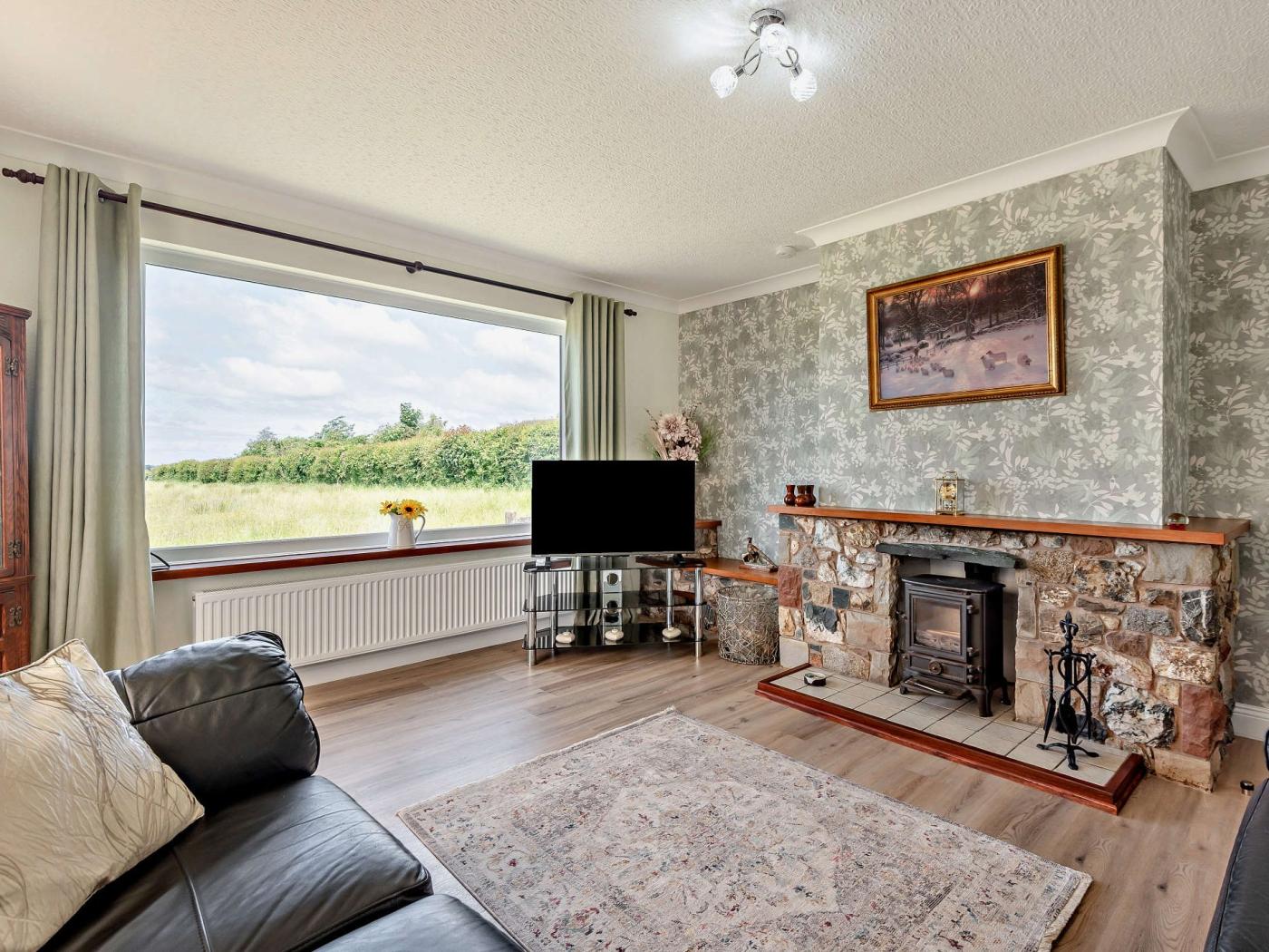 Property image 2 for HC95115