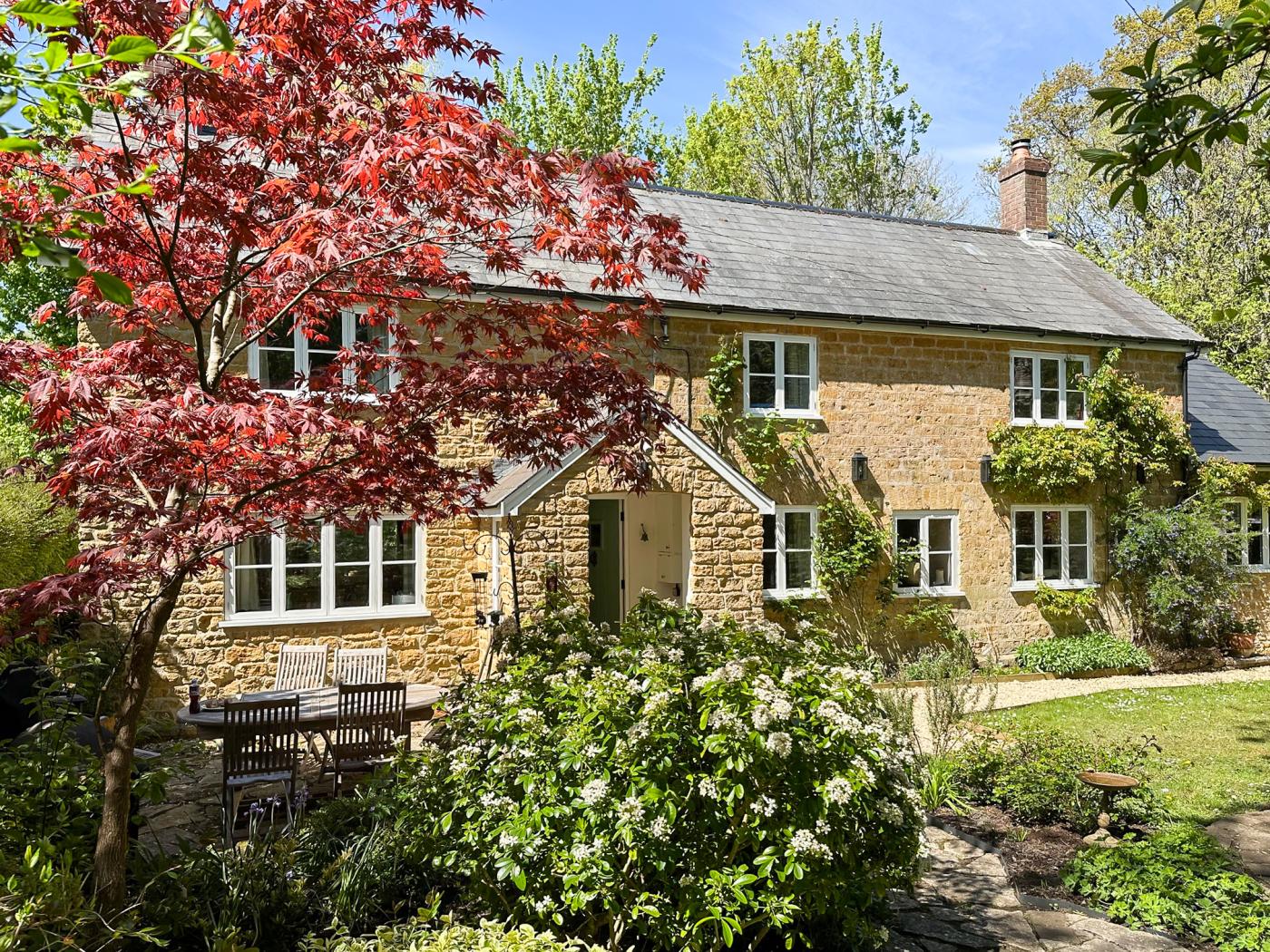 3 Bedroom Cottage in Uploders