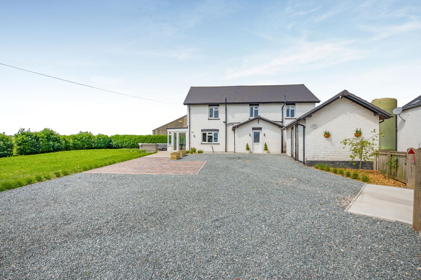 5 Bedroom Cottage in Rudston