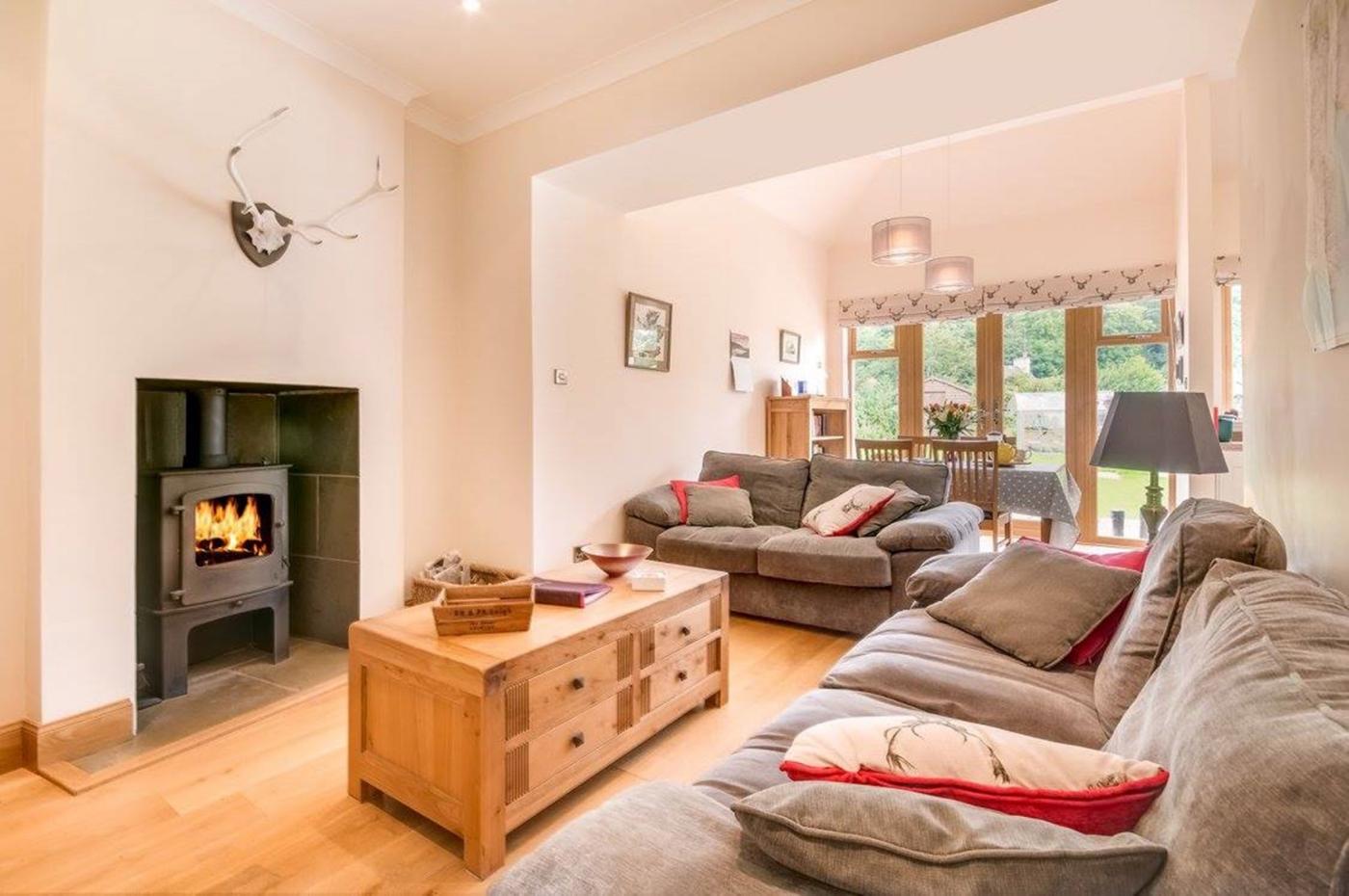 2 Bedroom Cottage in Creetown, Newton Stewart