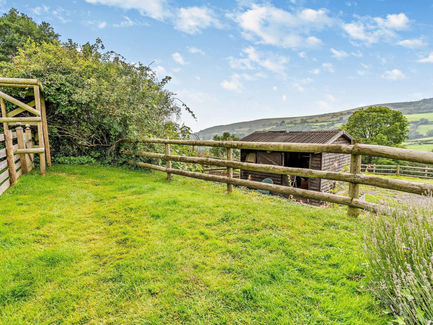 Property image 27 for HC80285