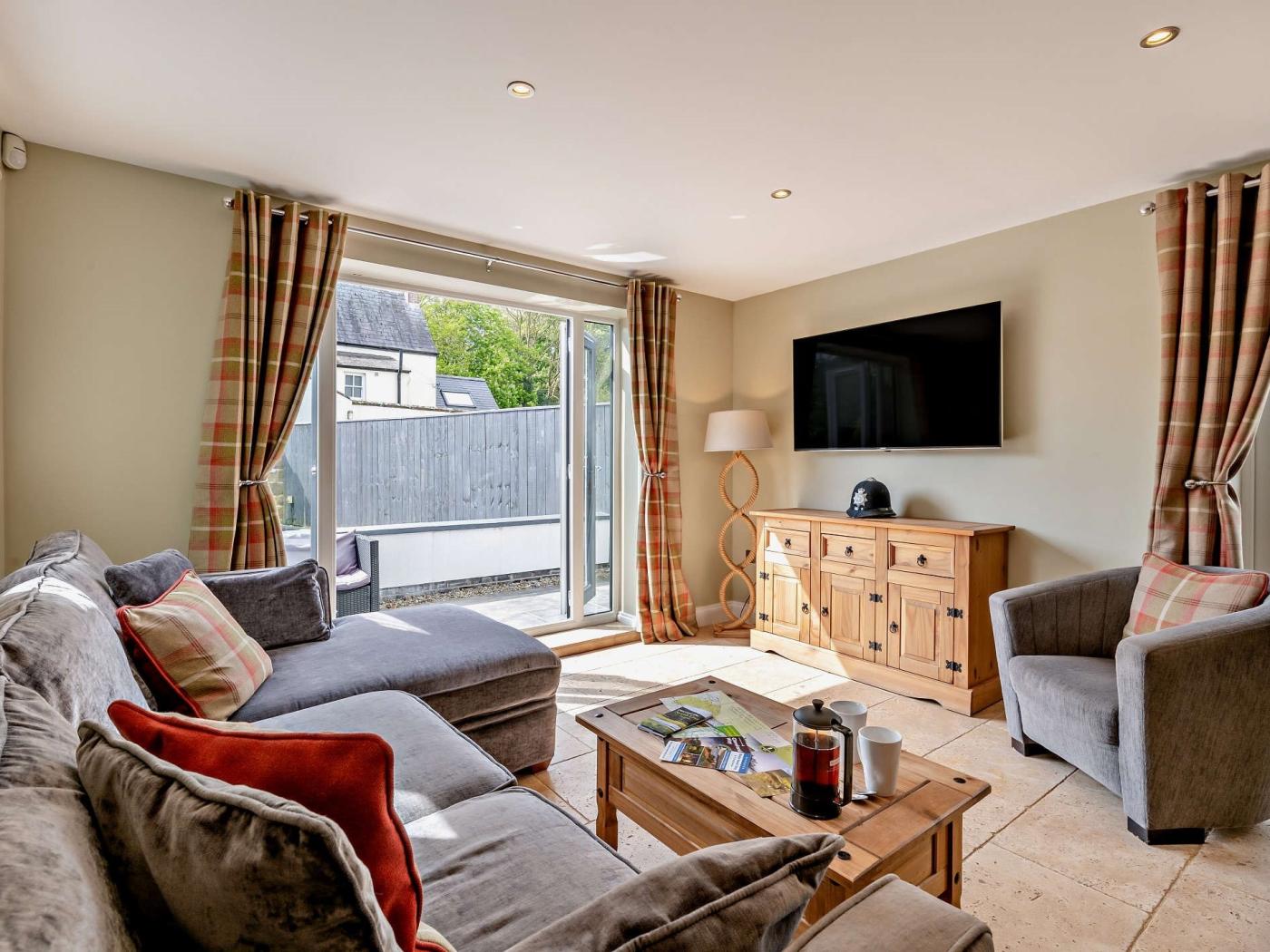 Property image 3 for HC75226