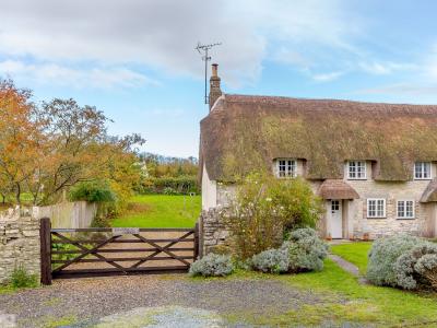 Whitcombe, Dorset holiday cottage