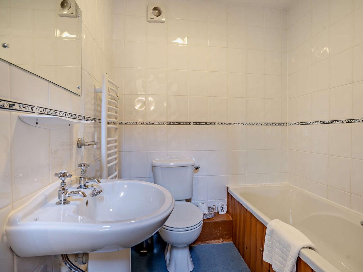 Property image 13 for HC73156