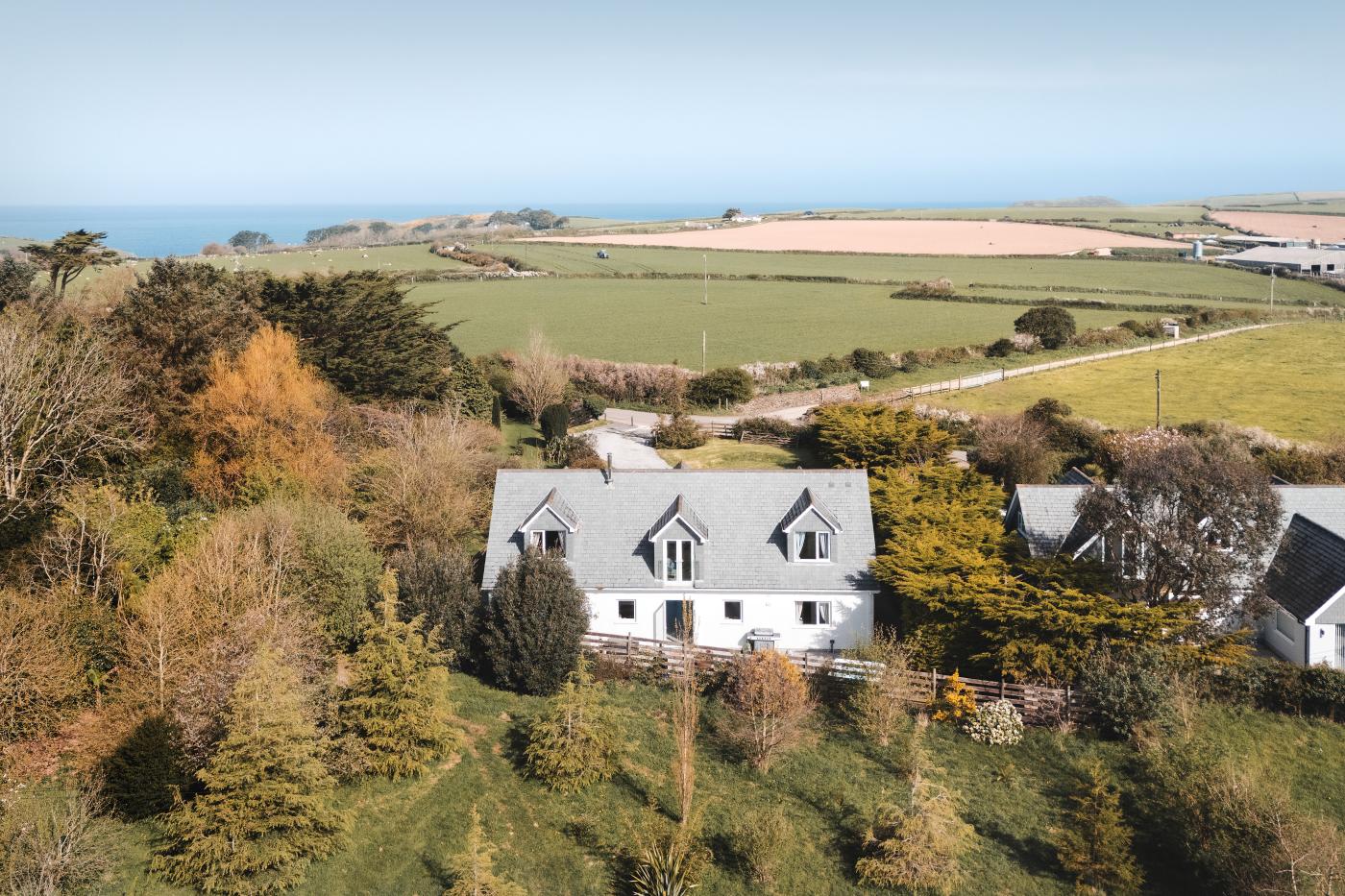 4 Bedroom Cottage in St. Minver