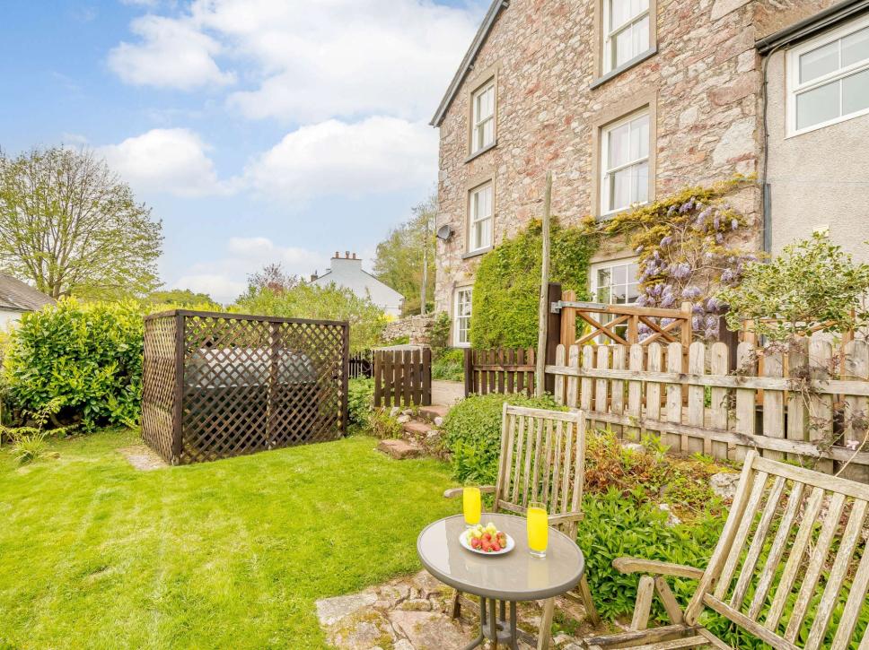 Holiday cottage, Cumbria - sleeps 2