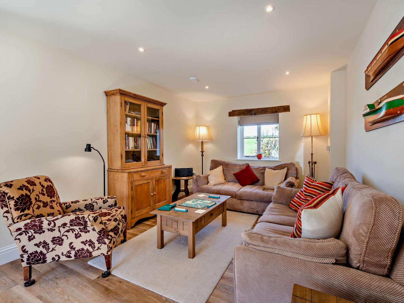 Property image 12 for HC1802