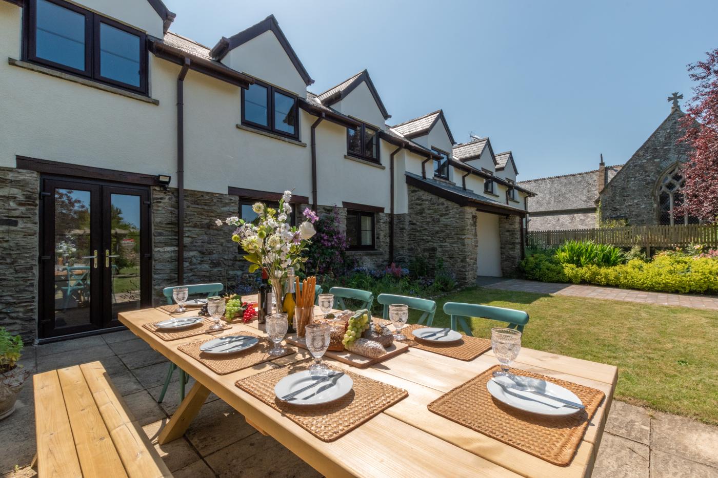 4 Bedroom Cottage in West Down