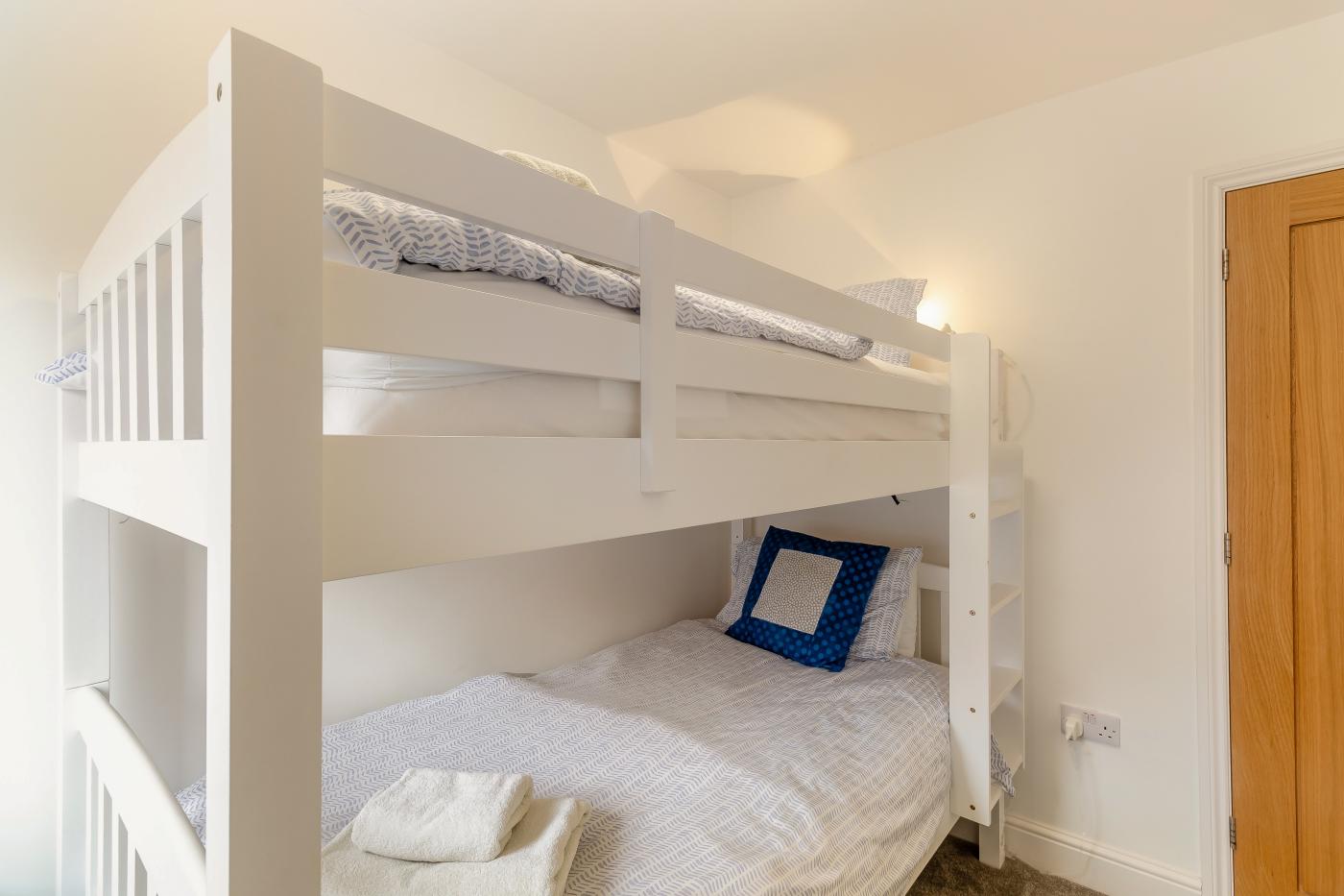 Property image 21 for HC269234
