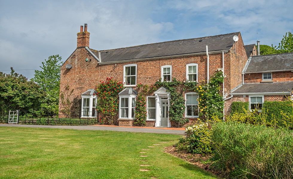 7 Bedroom Cottage in Carrington