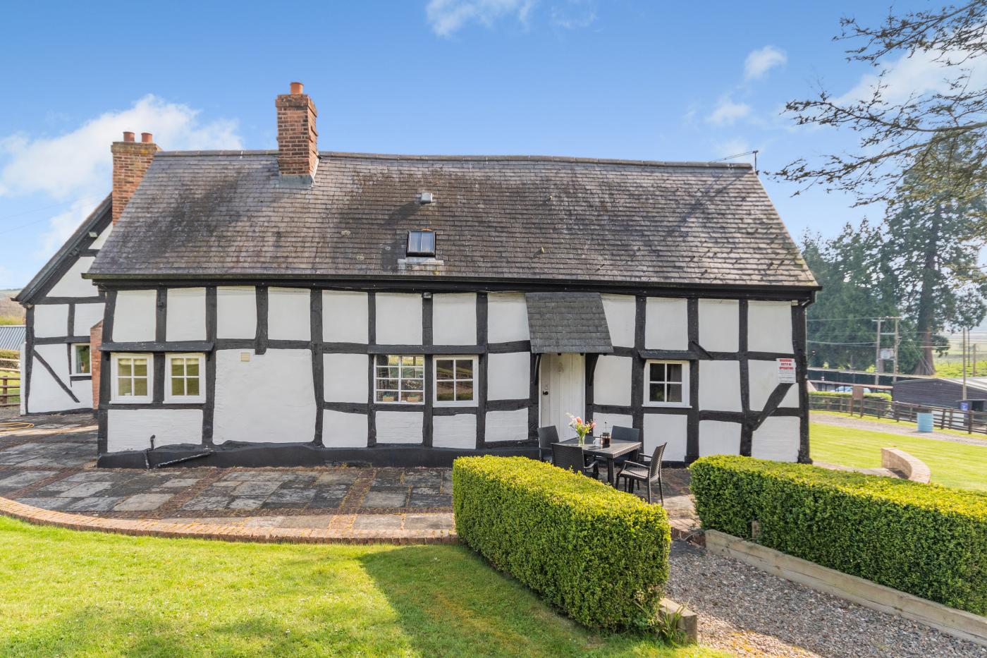 2 Bedroom Cottage in Shelsley Walsh