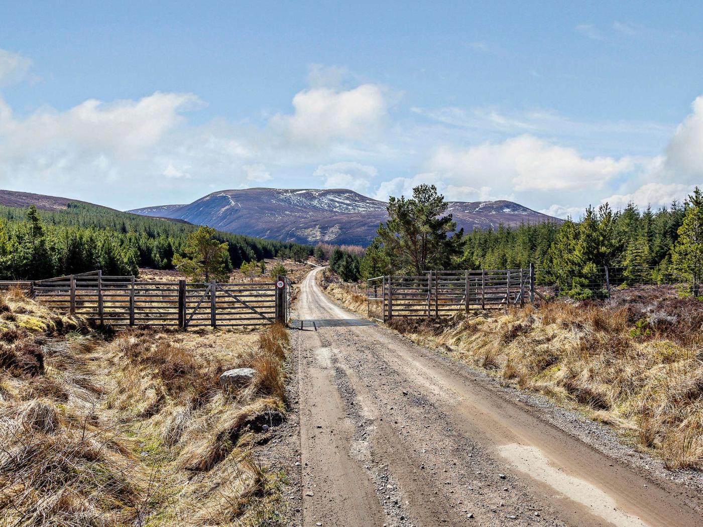 Property image 3 for HC76150