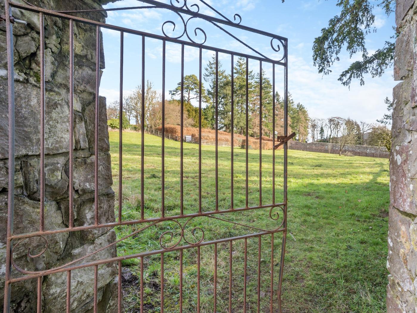 Property image 23 for HC95681