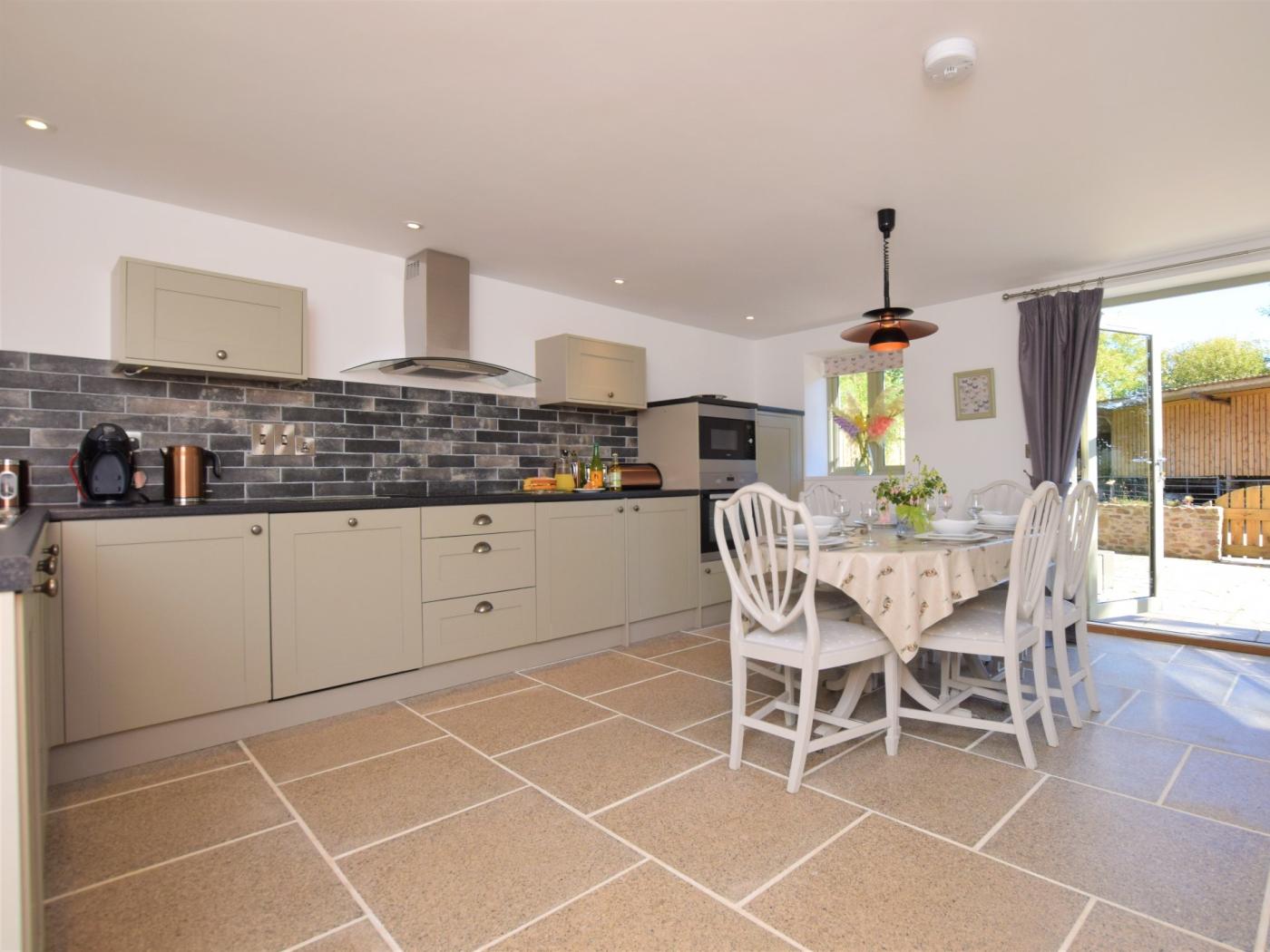 Property image 2 for HC66041
