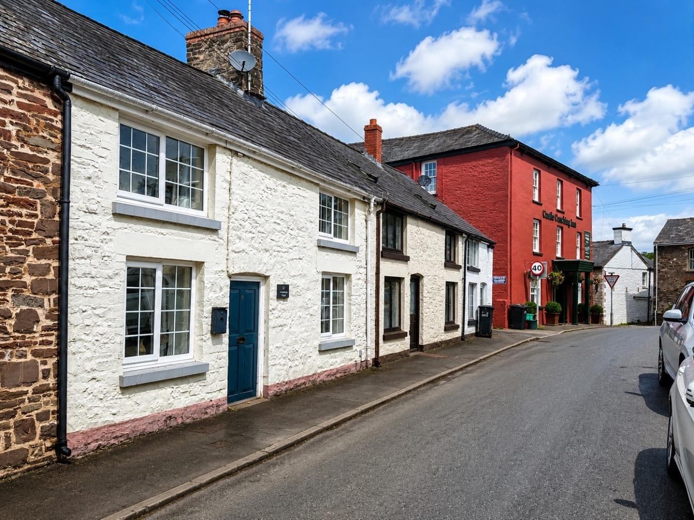 2 Bedroom Cottage in Trecastle
