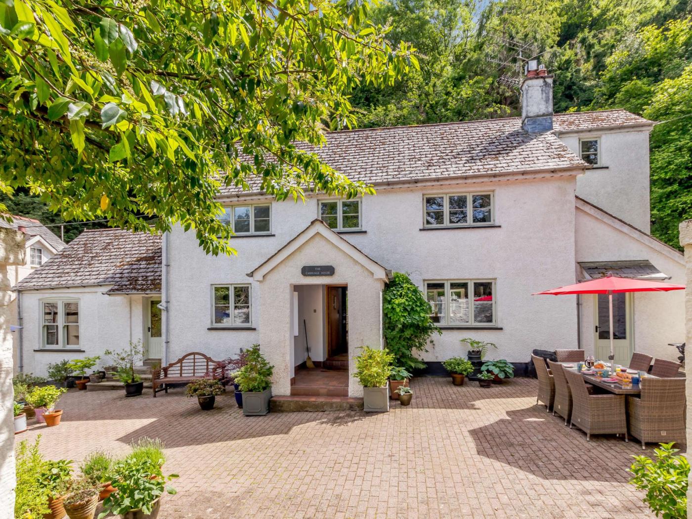 4 Bedroom Cottage in Abergavenny