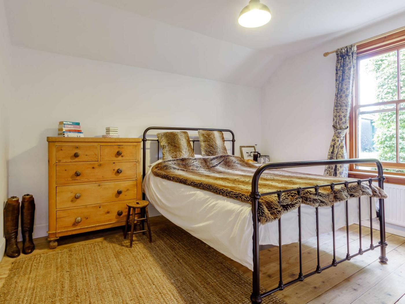 Property image 9 for HC78228