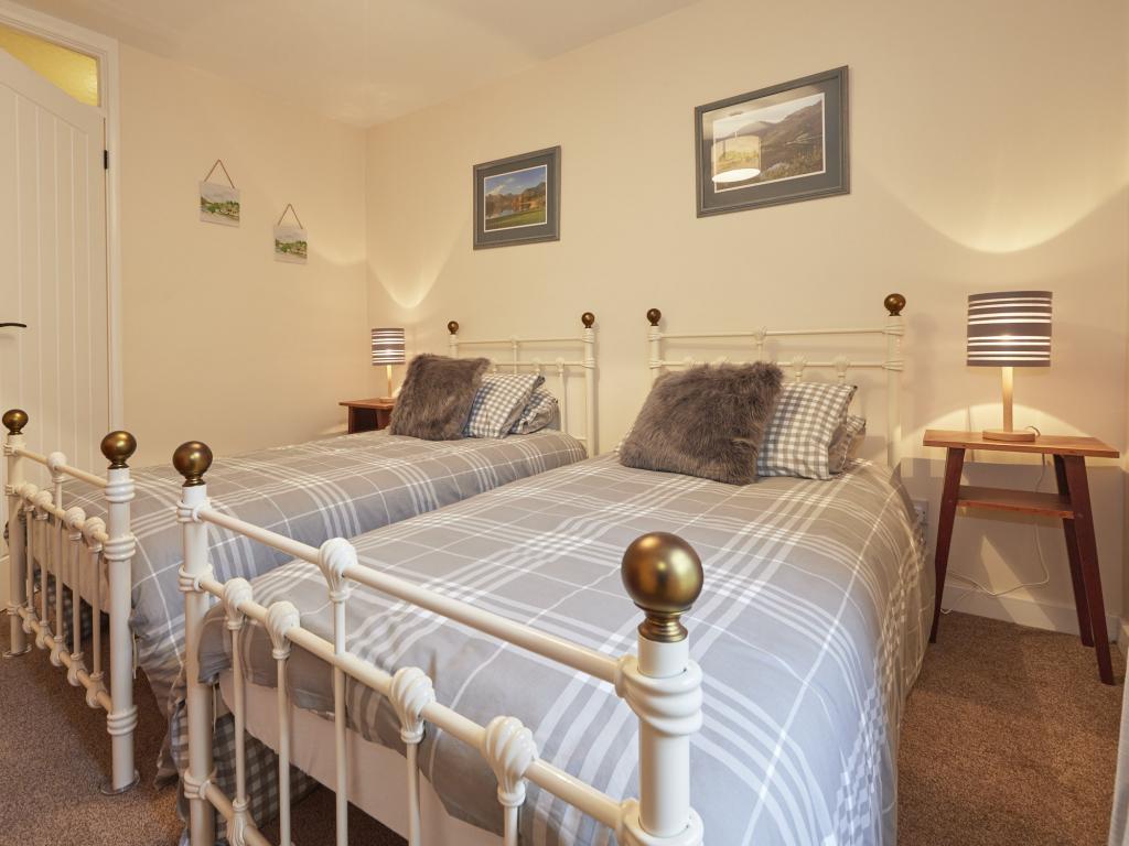 Property image 9 for HC84128