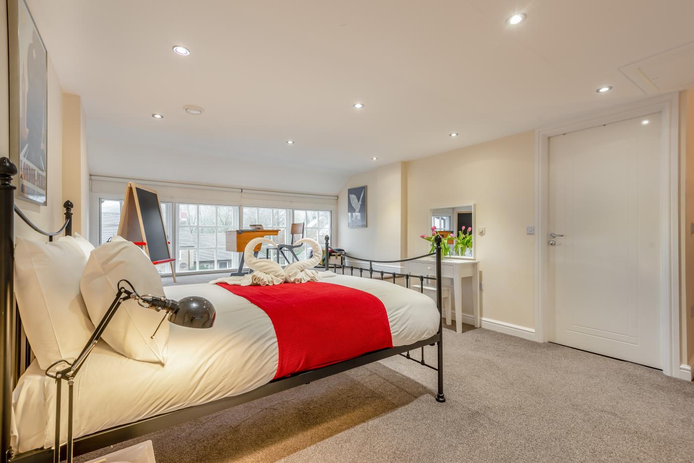 Property image 15 for HC278252