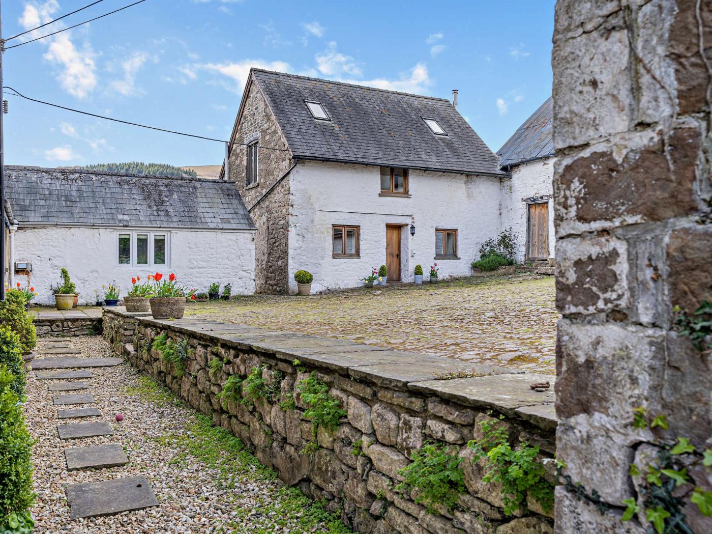 Property image 22 for HC73156