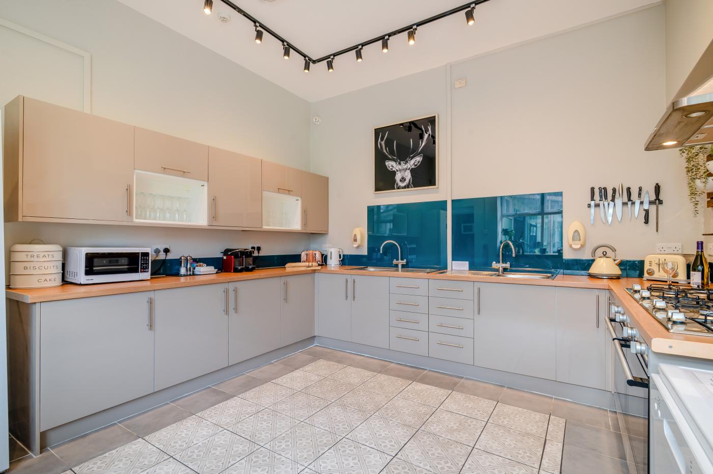 Property image 8 for HC86682