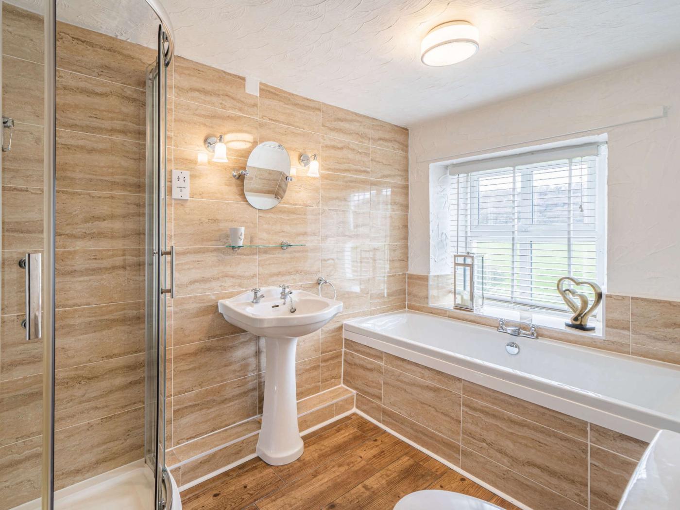 Property image 12 for HC57502