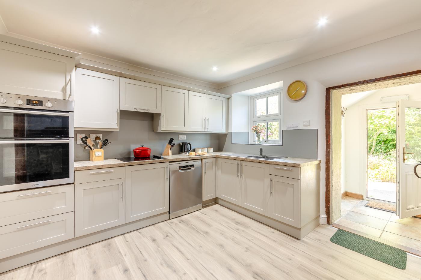 Property image 3 for HC84570