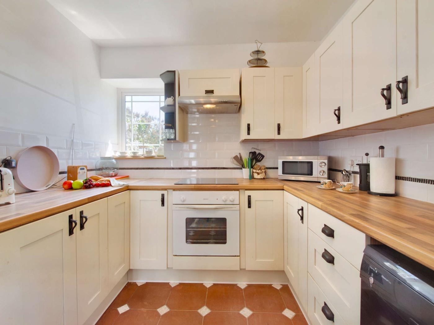 Property image 8 for HC88216