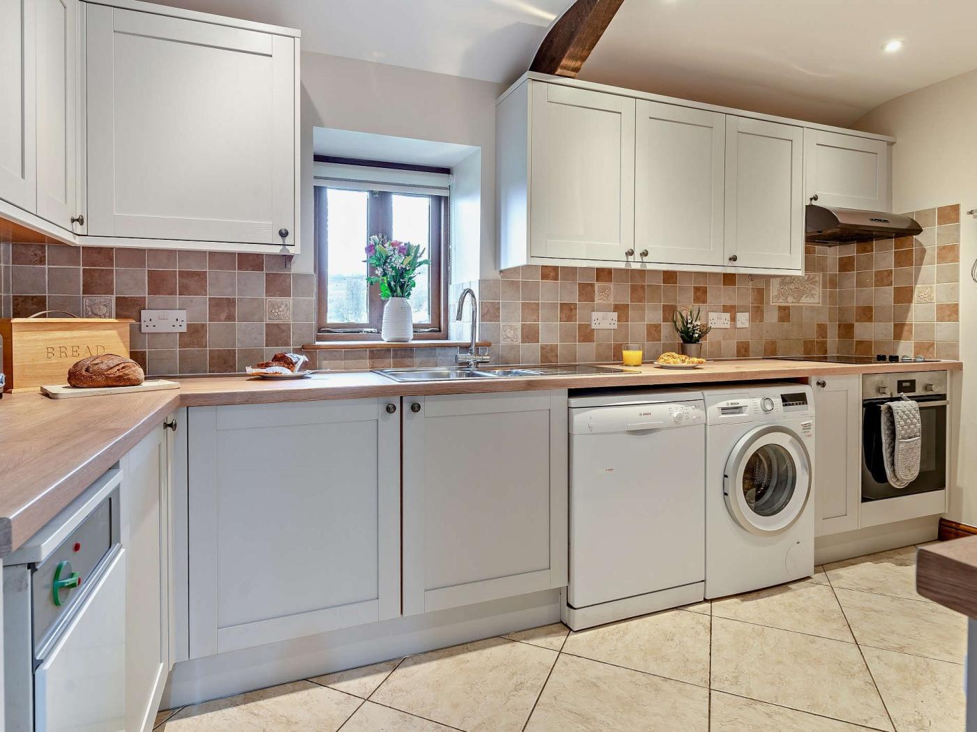 Property image 4 for HC7555