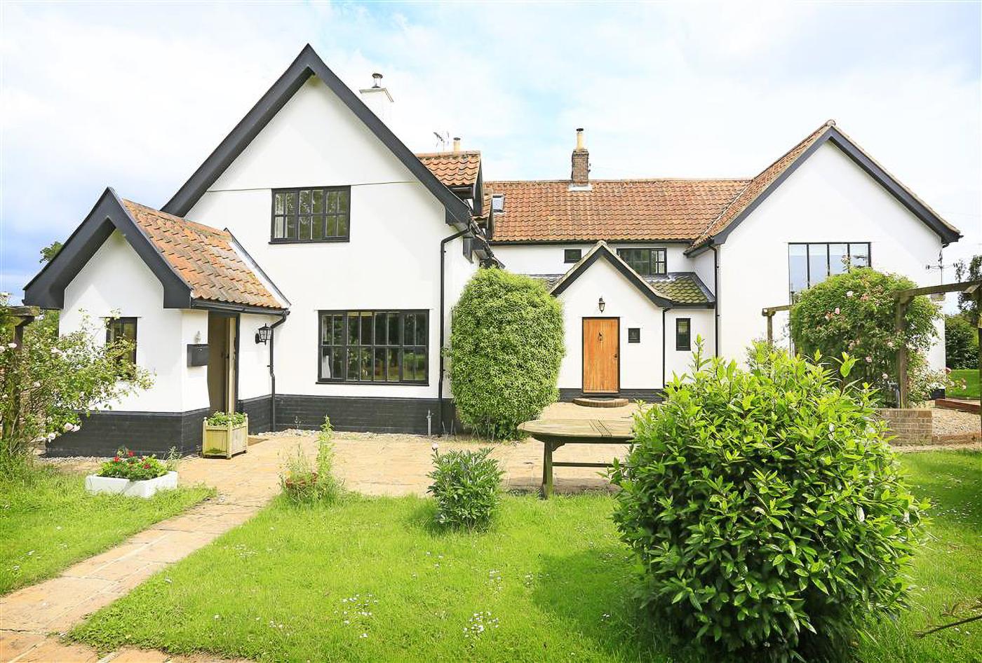 Holiday cottage in Beccles, Suffolk - Photo 1