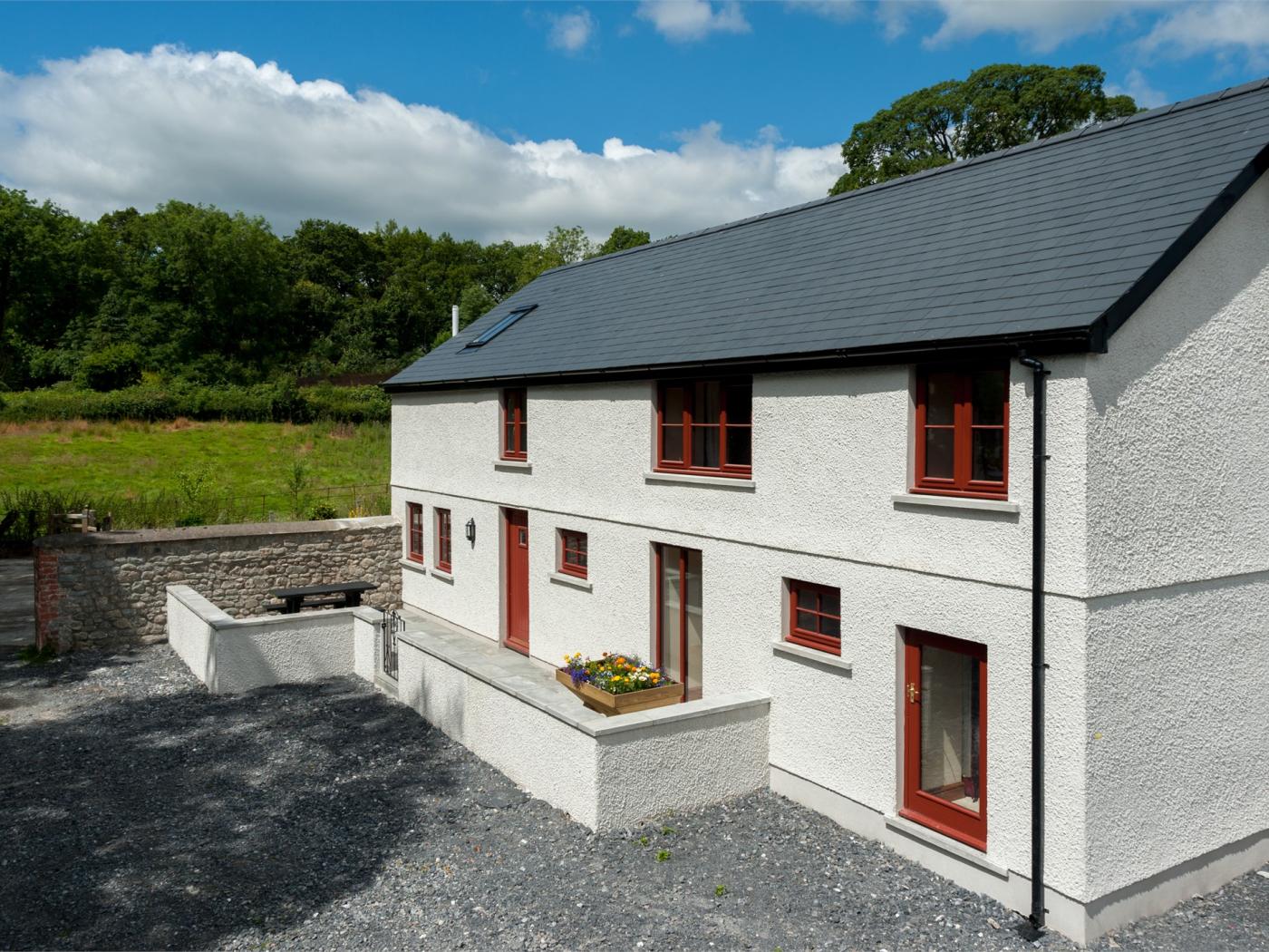 4 Bedroom Cottage in Llandovery