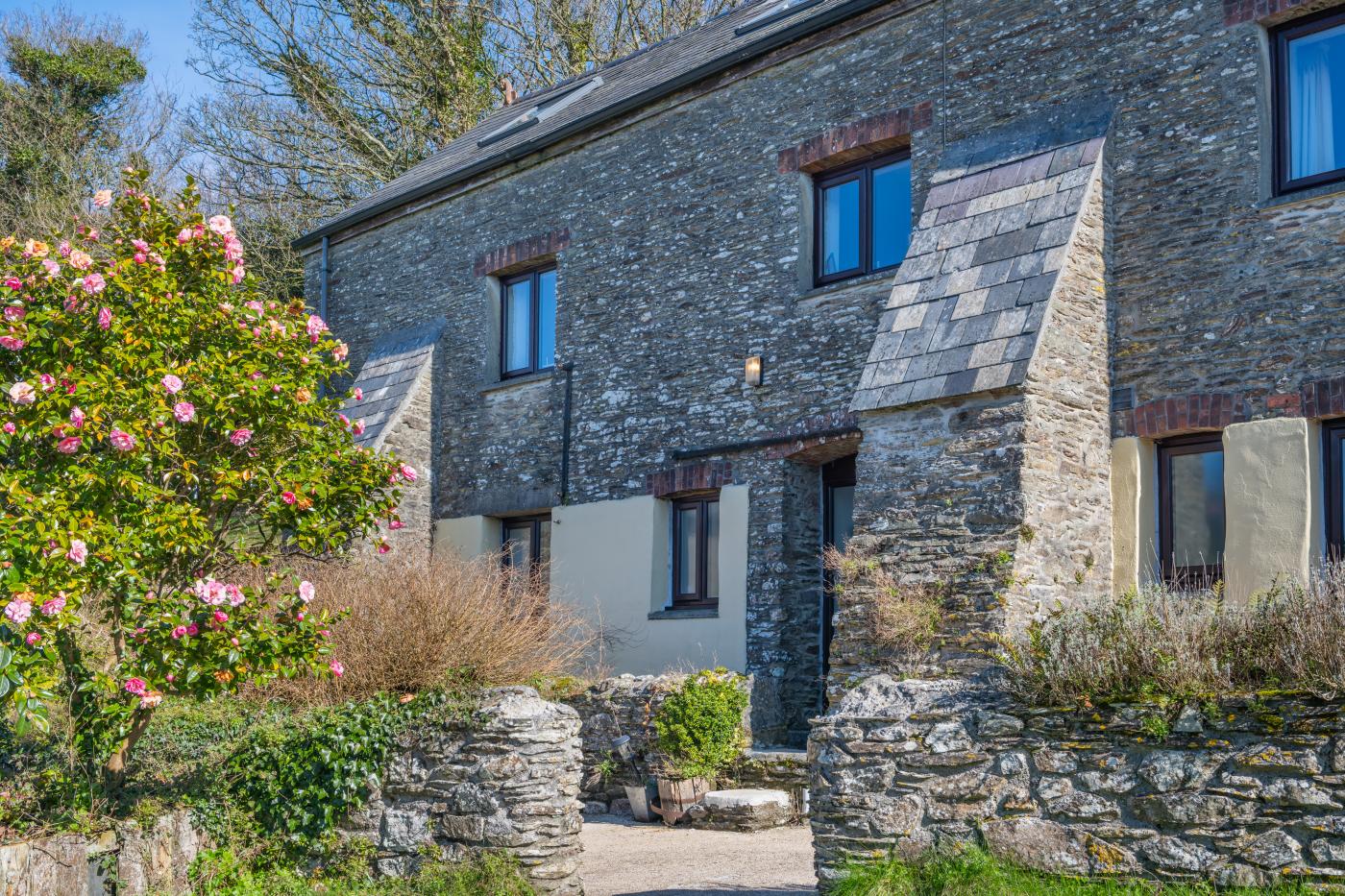 5 Bedroom Cottage in East Allington
