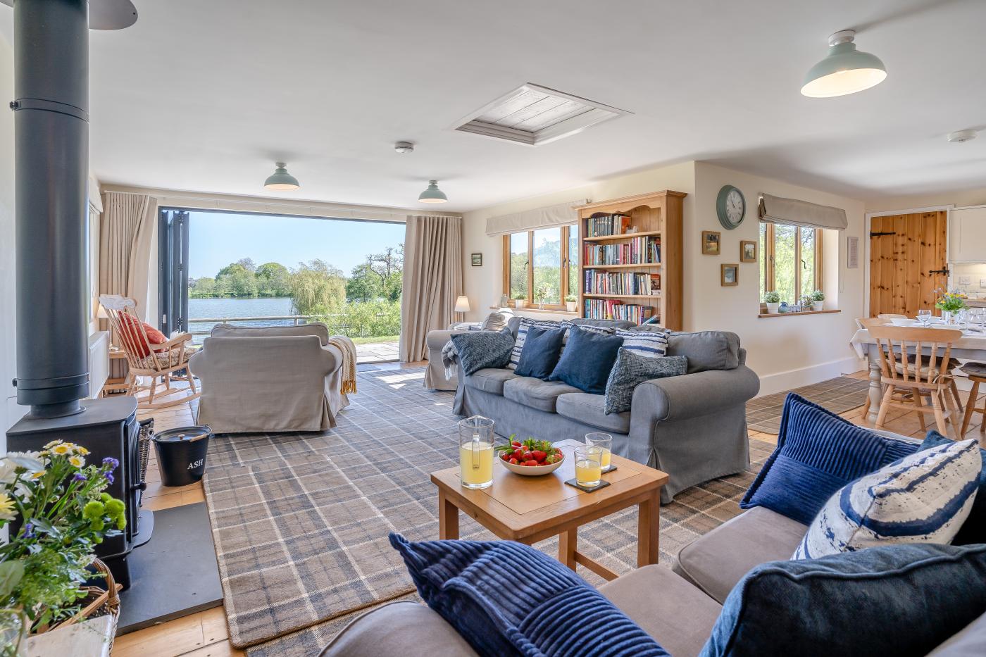 3 Bedroom Lodge in Bassaleg