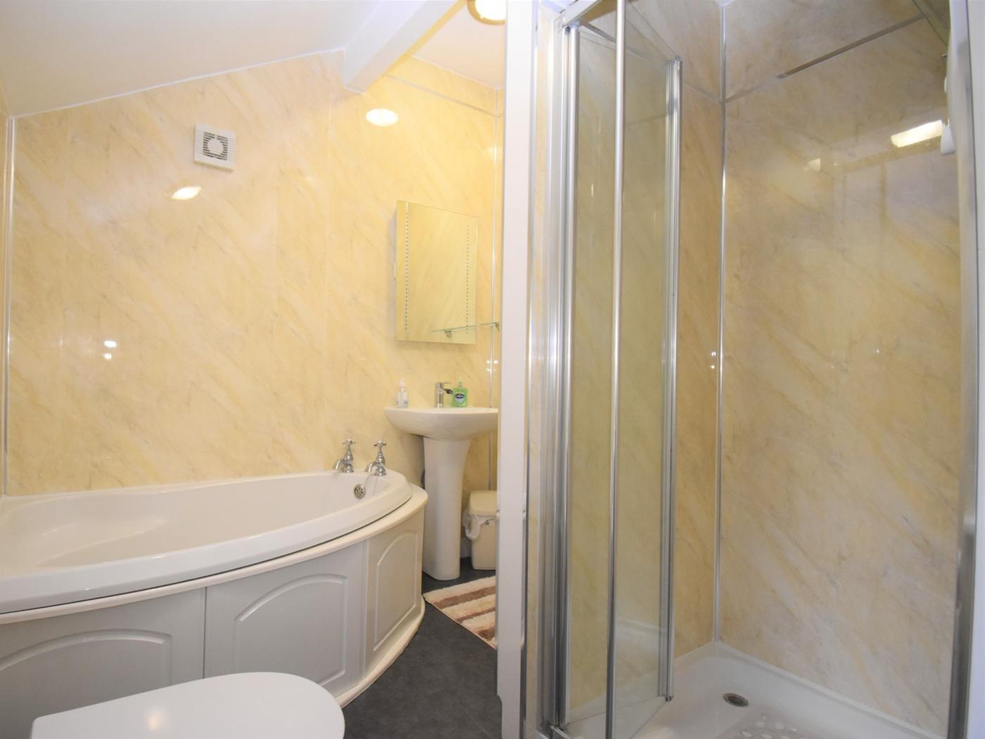 Property image 9 for HC84052