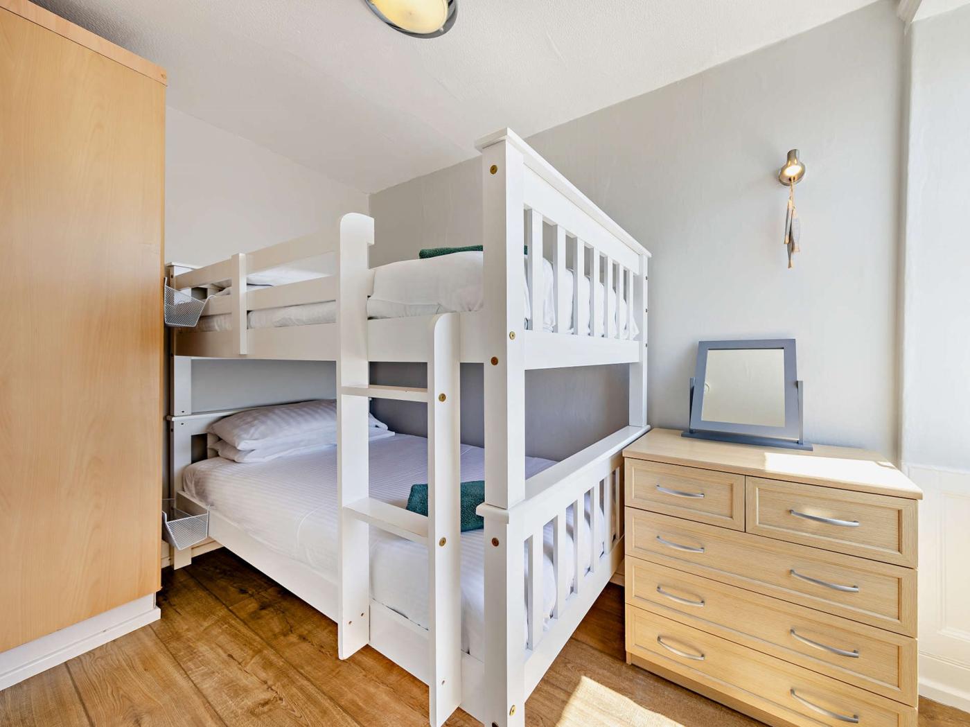 Property image 12 for HC86218