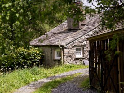 Outgate and Tarn Hows, Cumbria holiday cottage