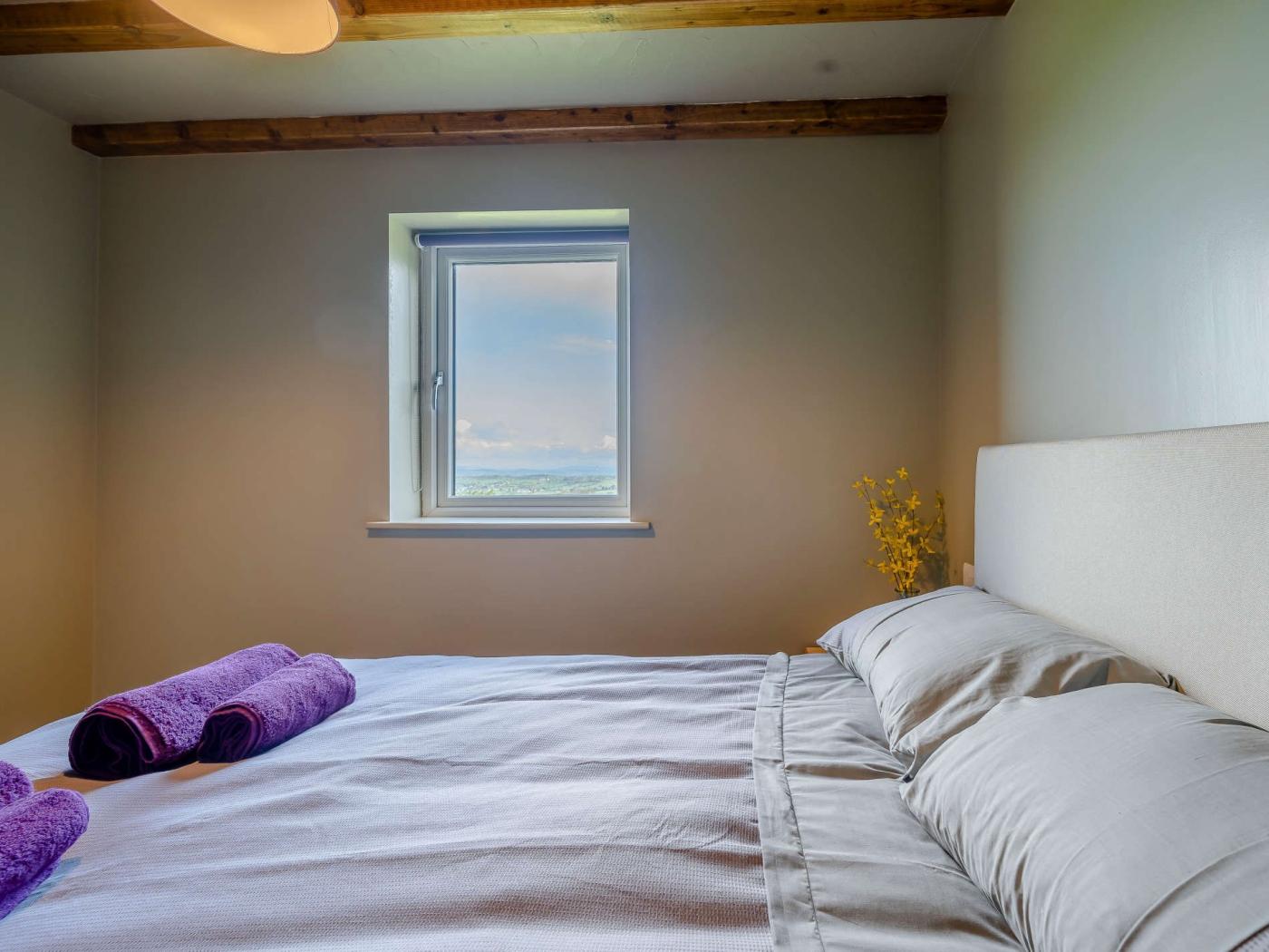 Property image 15 for HC53510