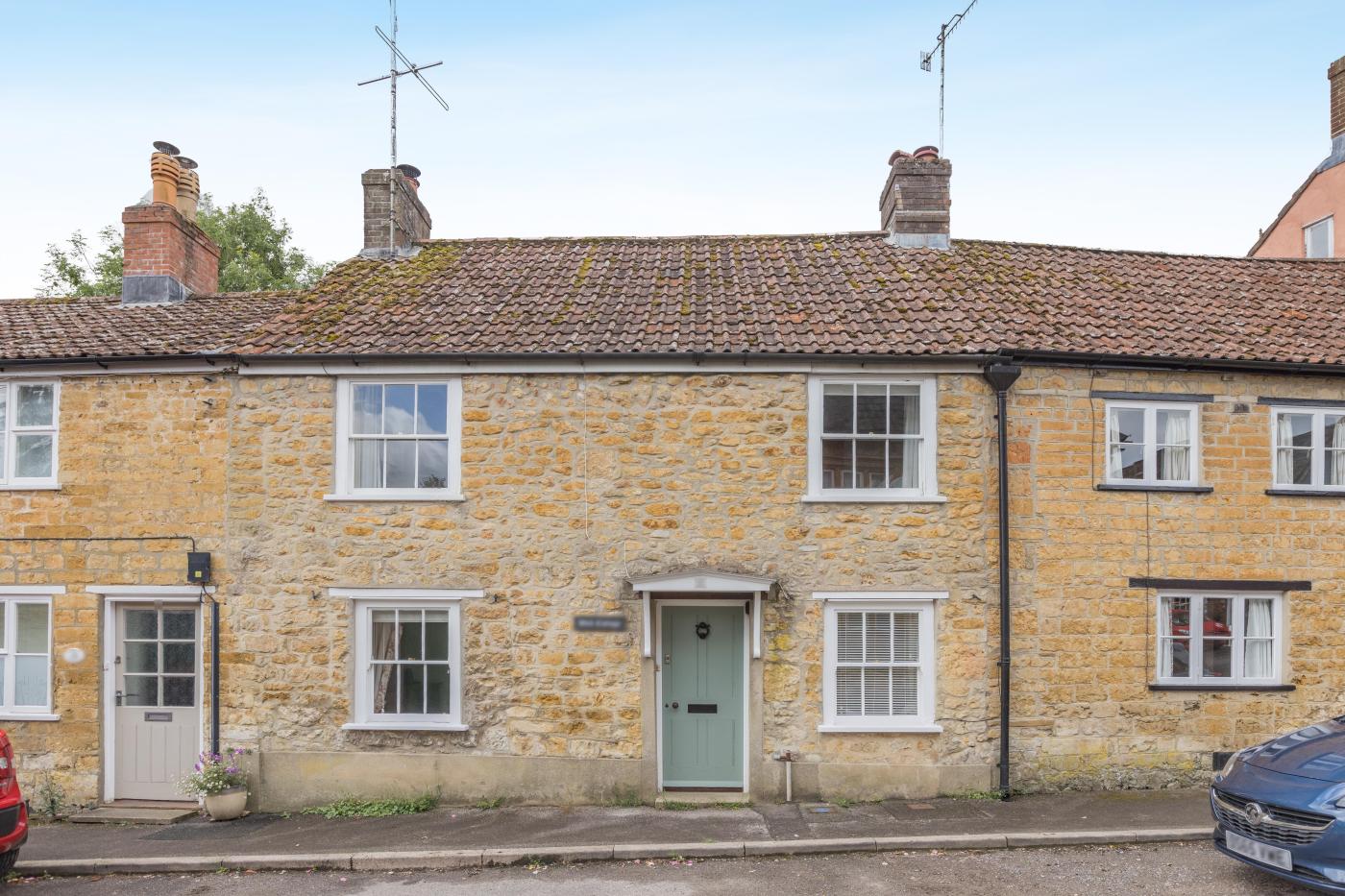 2 Bedroom Cottage in Beaminster