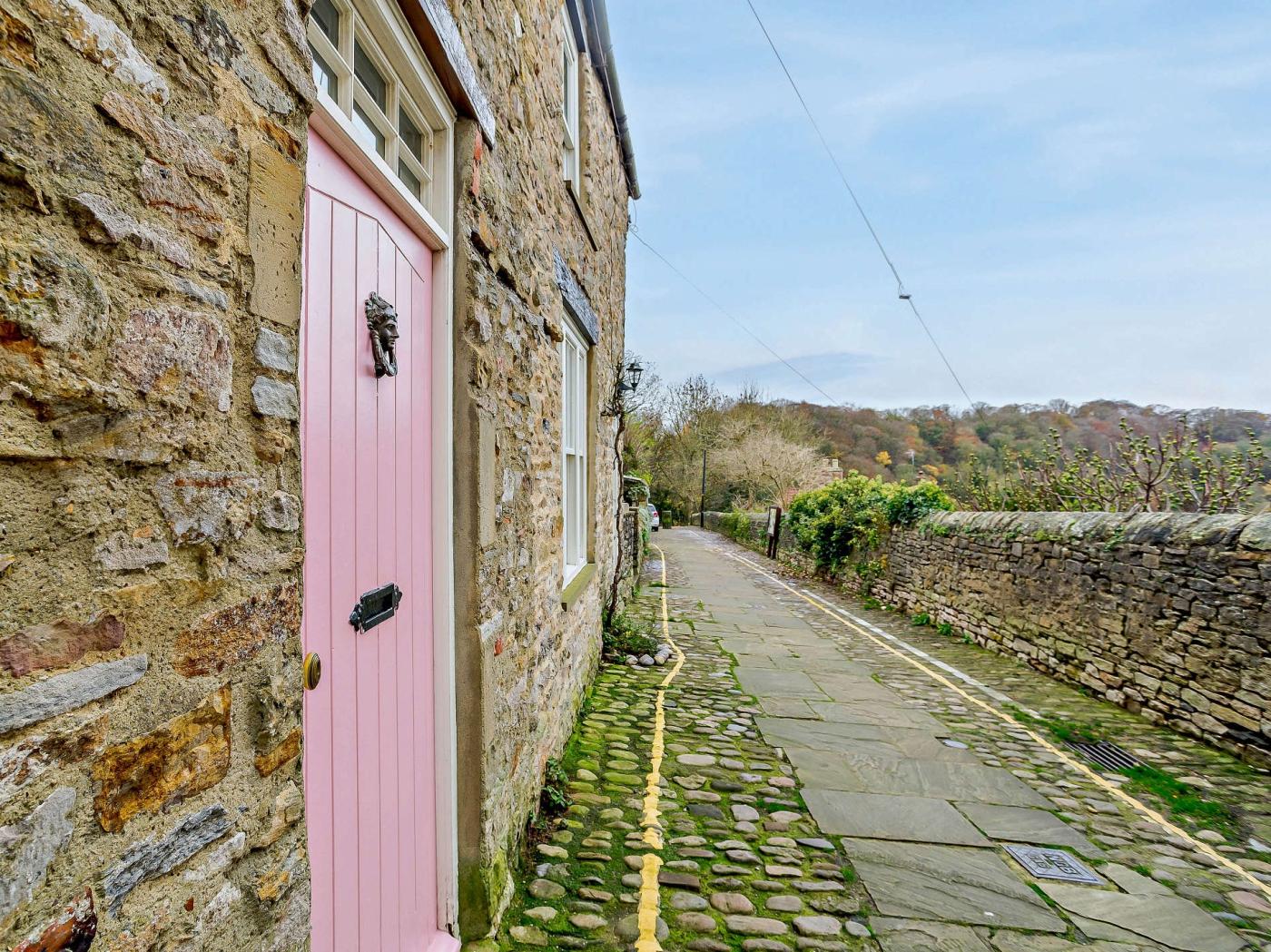 Property image 4 for HC73676