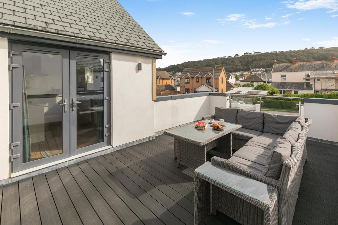 Property image 8 for HC74128