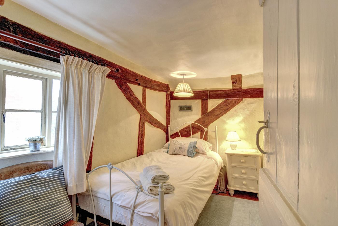 Holiday cottage in Peasenhall, Suffolk - Photo 10