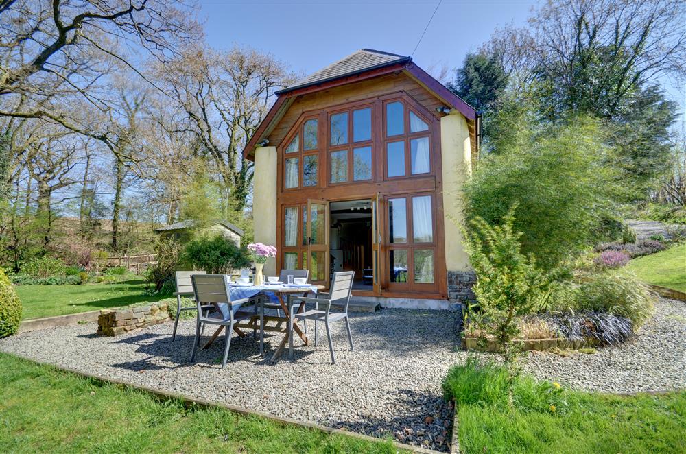 2 Bedroom Cottage in Meshaw