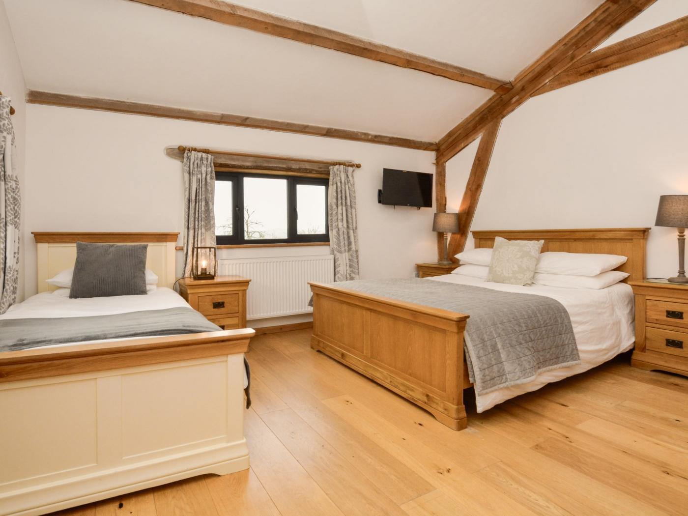 Property image 26 for HC48151