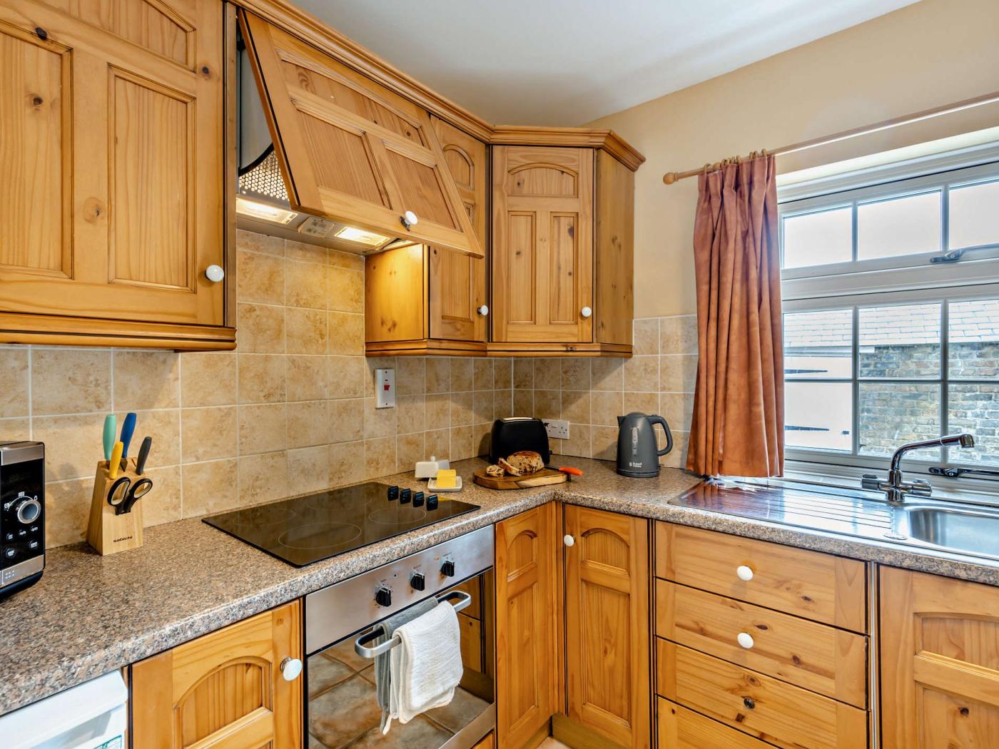 Property image 5 for HC92252