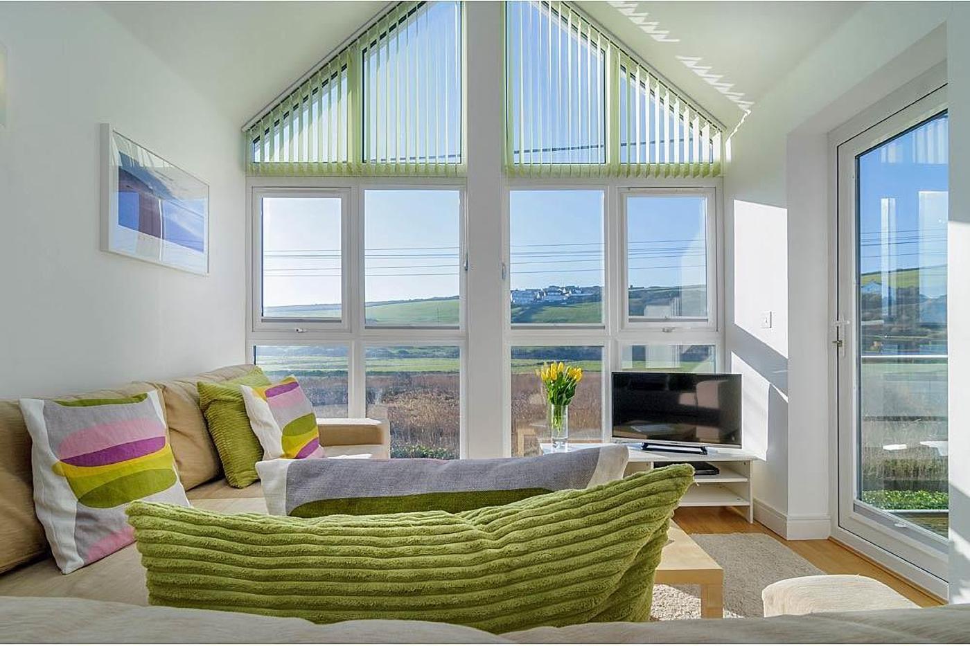 2 Bedroom Apartment in Mawgan Porth