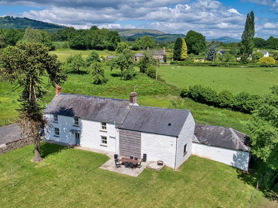 Holiday cottage, Monmouthshire - sleeps 6