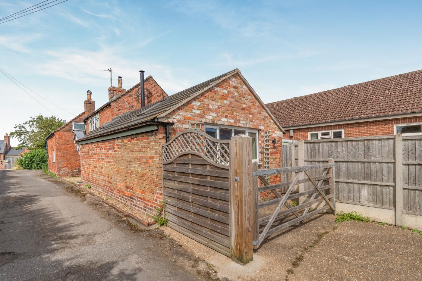 Property image 30 for HC294757